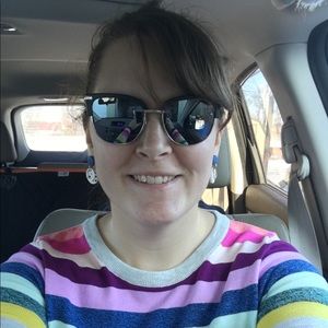 Meet your Posher, Renee